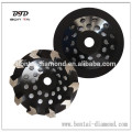 Aggressive arrow segment grinding cupwheel